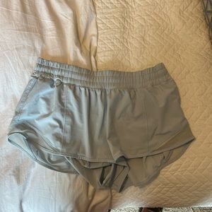 Lululemon hotty hot short
